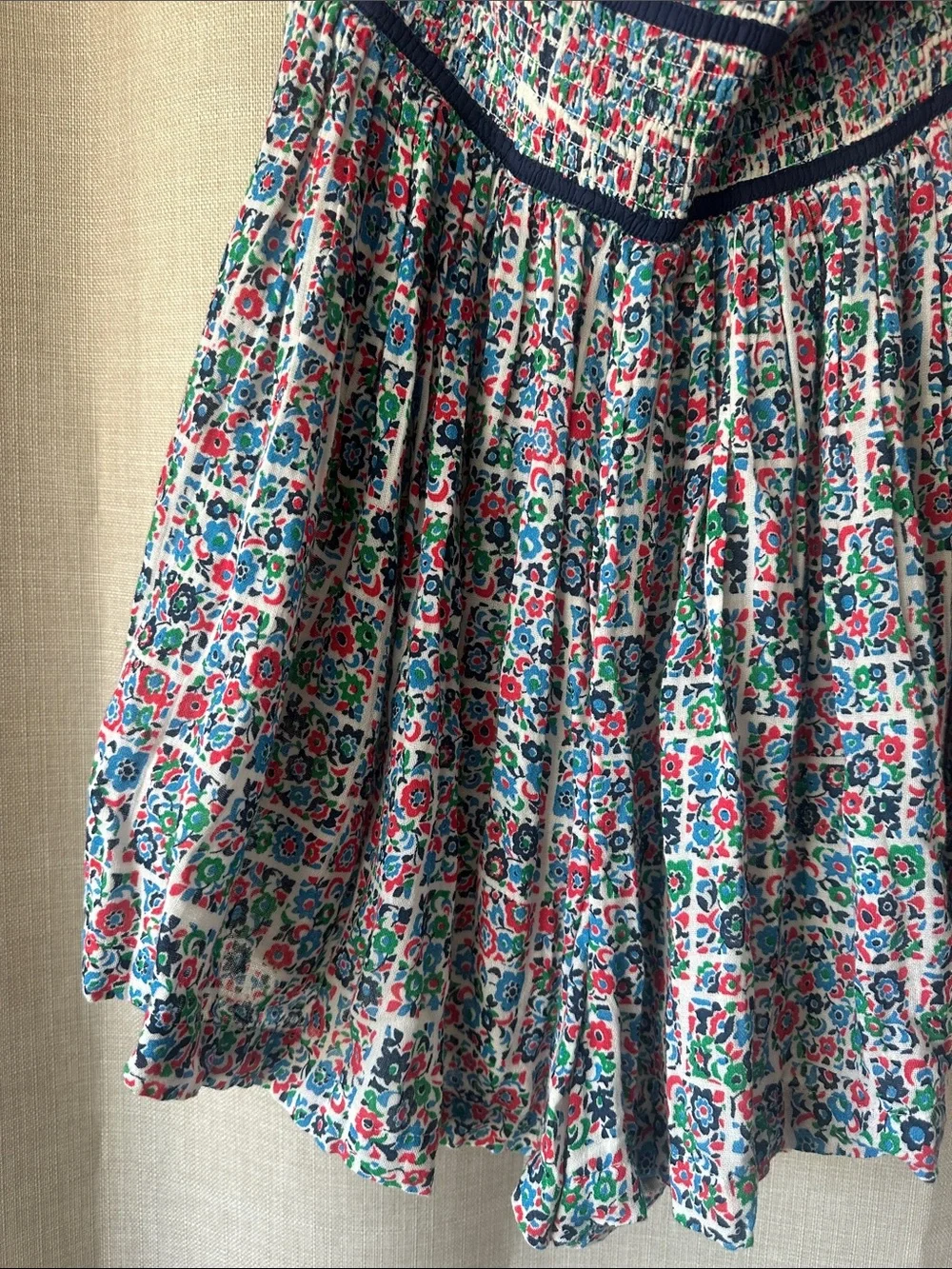 Free People Floral Smocked Strapless Skort Linen Romper with Navy Trim Sz M NWT - Picture 2 of 4
